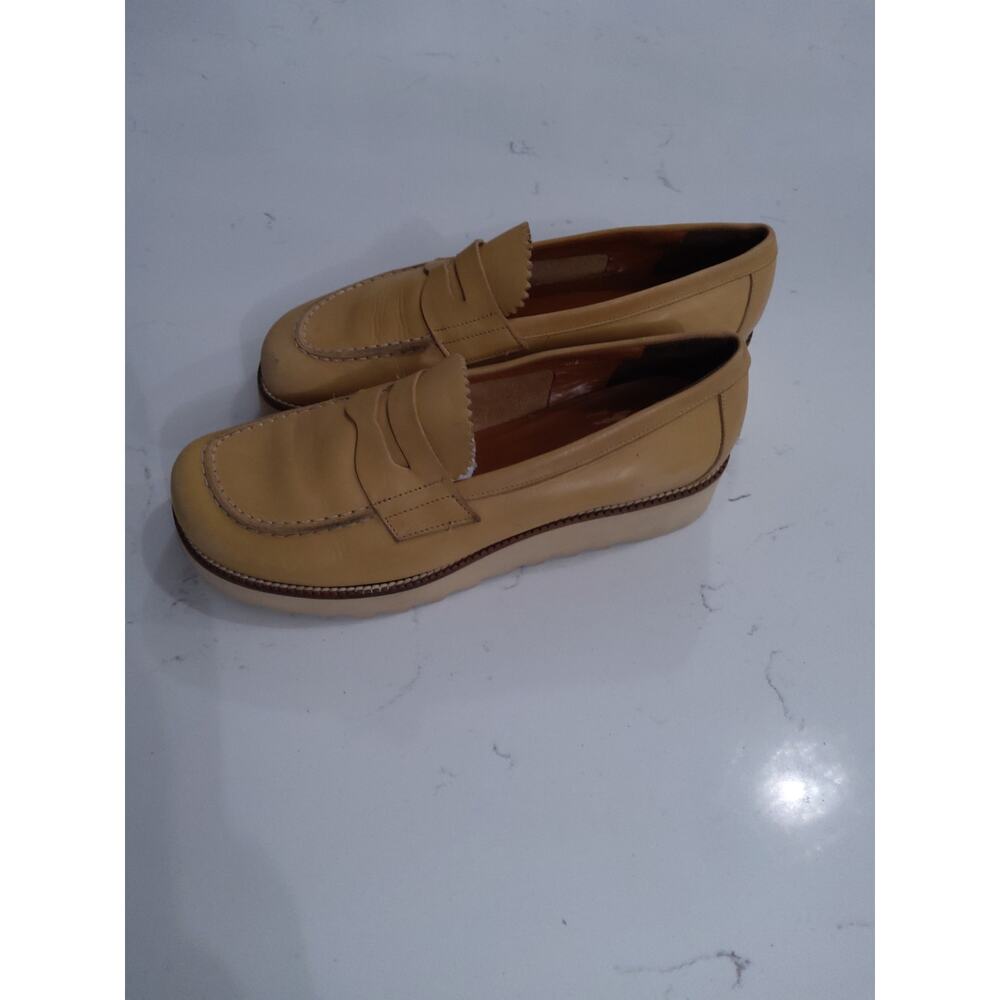 Vintage Luxury Italian loafers Donald J Pliner tan Women's Size 8.5 Regal - Picture 8 of 10